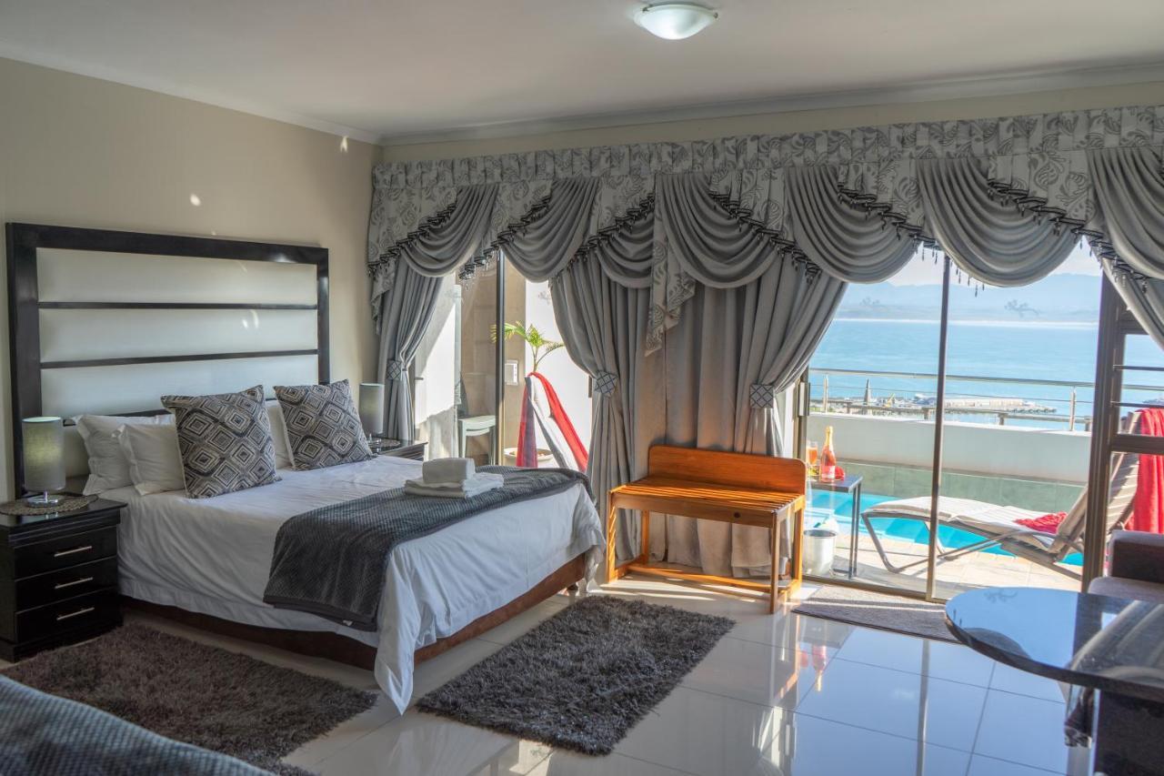 Bar-t-nique Guest house Mossel Bay